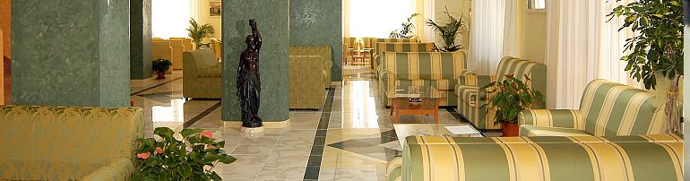 Hotel Toscana SPA, Chianciano Albergo AVE offre 60 camere tutte provviste di servizi privati interni: telefono diretto, frigobar, TV color satellitare, asciugacapelli, aria condizionata.