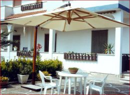 Ombrellone a braccio 'Lusso'