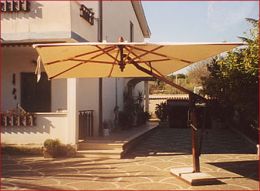 Ombrellone a braccio 'Tivoli'